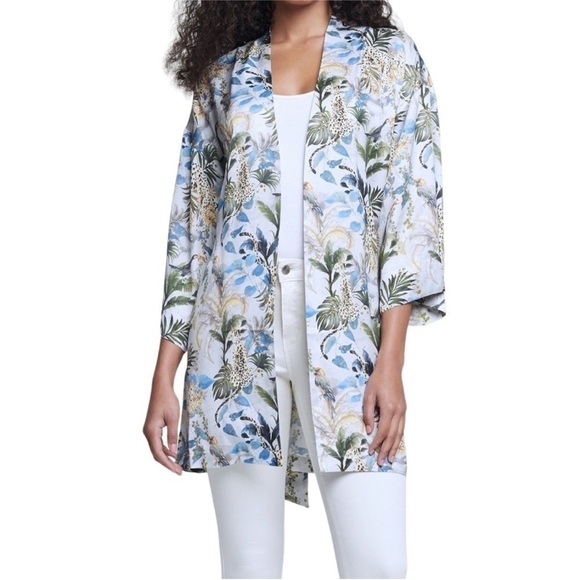 L'AGENCE Hayden Kimono Jacket in Grey Green Animal Palm - Picture 1 of 10